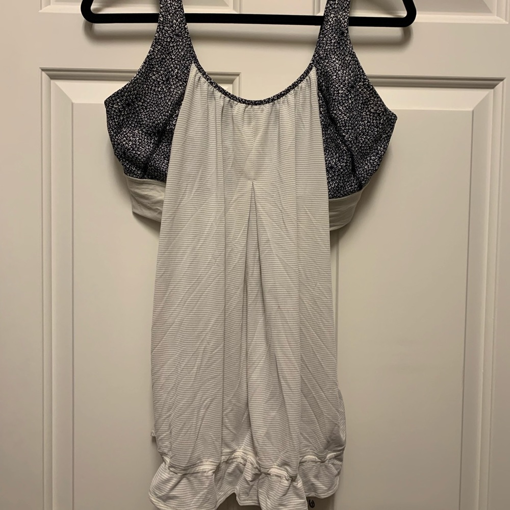 Lululemon Open Side Tank with Built in Bra